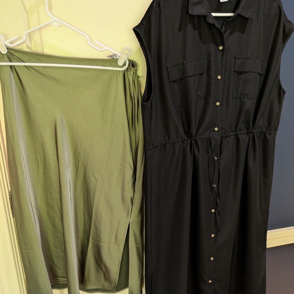 Old Navy Black Buttoned Smocked Maxi Dress